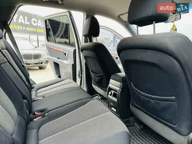 Серый Хендай Санта Фе, объемом двигателя 2.19 л и пробегом 290 тыс. км за 8999 $, фото 18 на Automoto.ua