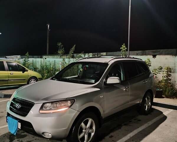Сірий Хендай Санта Фе, об'ємом двигуна 2.2 л та пробігом 220 тис. км за 9500 $, фото 9 на Automoto.ua