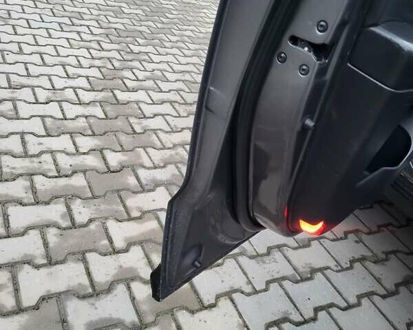 Серый Хендай Санта Фе, объемом двигателя 2.2 л и пробегом 233 тыс. км за 8999 $, фото 58 на Automoto.ua