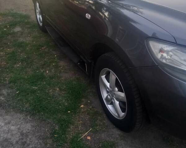 Серый Хендай Санта Фе, объемом двигателя 2.19 л и пробегом 231 тыс. км за 10000 $, фото 2 на Automoto.ua