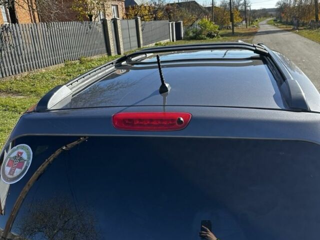 Серый Хендай Санта Фе, объемом двигателя 2.2 л и пробегом 350 тыс. км за 7157 $, фото 6 на Automoto.ua