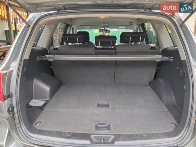 Хендай Санта Фе 2007 в Луцке на Automoto.ua Серый Хендай Санта Фе, объемом двигателя 2.2 л и пробегом 313 тыс. км за 9300 $, фото 6 на Automoto.ua