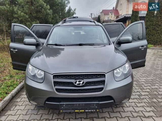 Серый Хендай Санта Фе, объемом двигателя 2.2 л и пробегом 233 тыс. км за 8999 $, фото 27 на Automoto.ua