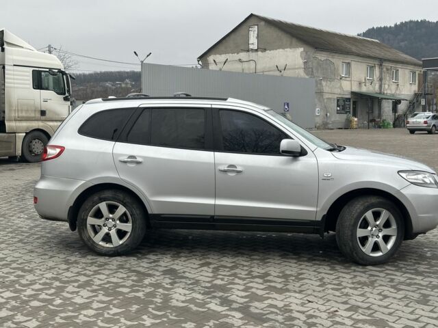 Сірий Хендай Санта Фе, об'ємом двигуна 2.2 л та пробігом 200 тис. км за 9299 $, фото 3 на Automoto.ua