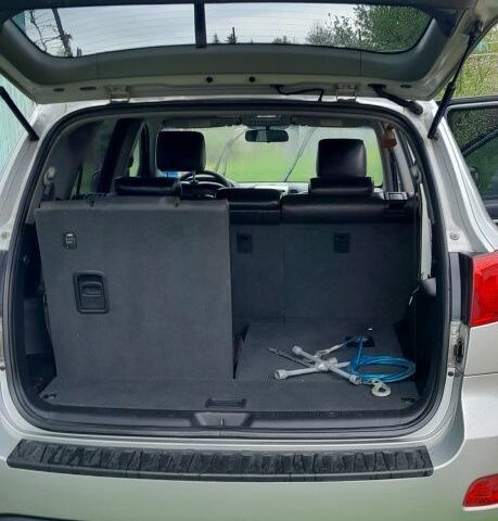 Серый Хендай Санта Фе, объемом двигателя 2.2 л и пробегом 200 тыс. км за 10500 $, фото 2 на Automoto.ua