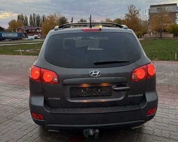 Серый Хендай Санта Фе, объемом двигателя 2.2 л и пробегом 199 тыс. км за 6800 $, фото 8 на Automoto.ua