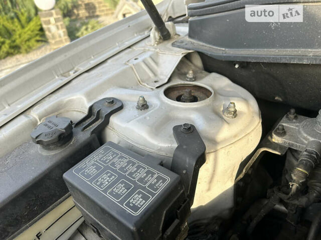 Сірий Хендай Санта Фе, об'ємом двигуна 2.2 л та пробігом 189 тис. км за 10750 $, фото 105 на Automoto.ua