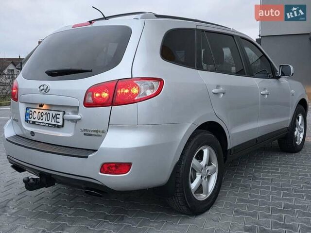 Серый Хендай Санта Фе, объемом двигателя 2.2 л и пробегом 251 тыс. км за 9333 $, фото 11 на Automoto.ua