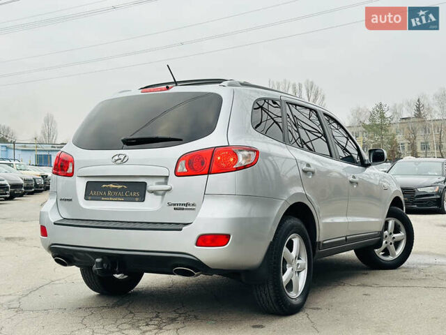 Серый Хендай Санта Фе, объемом двигателя 2.19 л и пробегом 290 тыс. км за 8999 $, фото 1 на Automoto.ua
