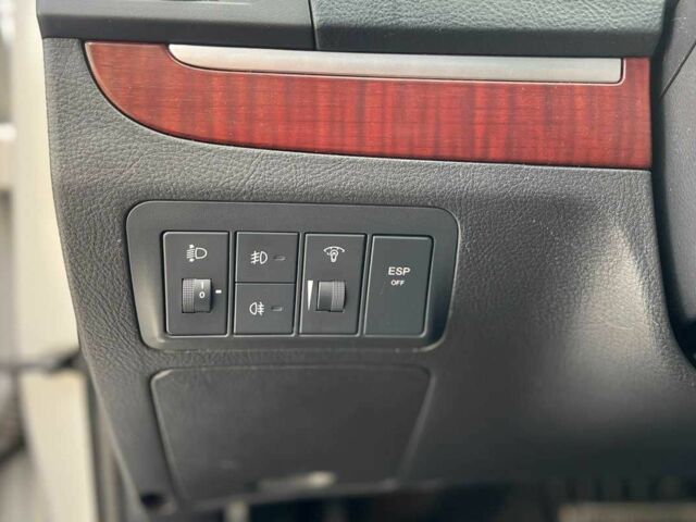 Серый Хендай Санта Фе, объемом двигателя 2.2 л и пробегом 254 тыс. км за 11300 $, фото 20 на Automoto.ua