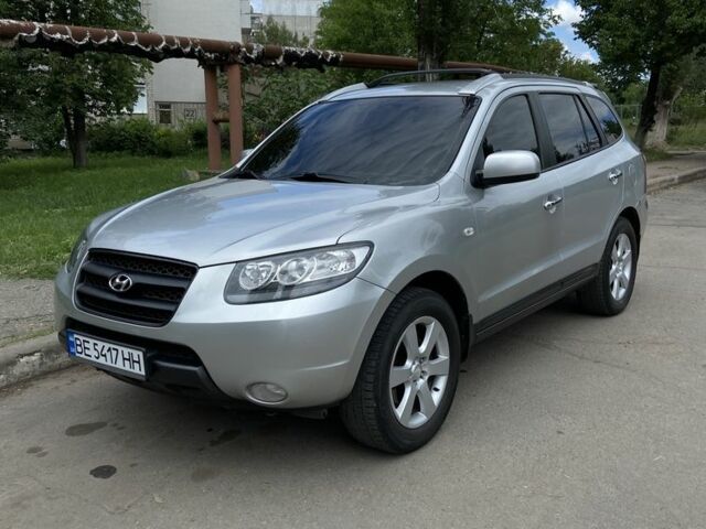 Серый Хендай Санта Фе, объемом двигателя 2.2 л и пробегом 276 тыс. км за 5600 $, фото 1 на Automoto.ua