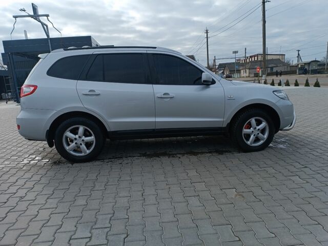 Сірий Хендай Санта Фе, об'ємом двигуна 2.2 л та пробігом 350 тис. км за 8500 $, фото 5 на Automoto.ua