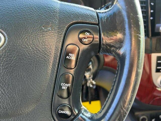 Сірий Хендай Санта Фе, об'ємом двигуна 2.2 л та пробігом 317 тис. км за 9600 $, фото 15 на Automoto.ua