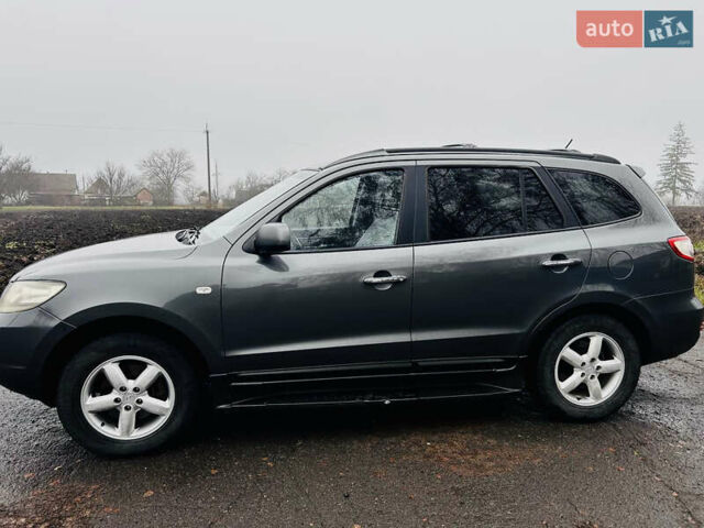 Сірий Хендай Санта Фе, об'ємом двигуна 2.19 л та пробігом 233 тис. км за 10000 $, фото 2 на Automoto.ua