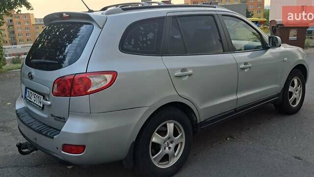 Сірий Хендай Санта Фе, об'ємом двигуна 2.2 л та пробігом 280 тис. км за 4800 $, фото 4 на Automoto.ua