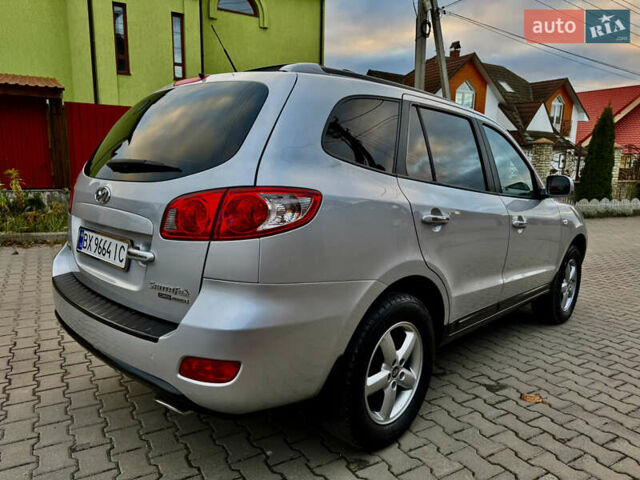 Серый Хендай Санта Фе, объемом двигателя 2.2 л и пробегом 297 тыс. км за 10300 $, фото 17 на Automoto.ua