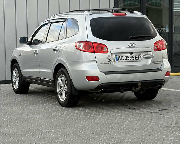 Сірий Хендай Санта Фе, об'ємом двигуна 2.2 л та пробігом 257 тис. км за 9650 $, фото 17 на Automoto.ua