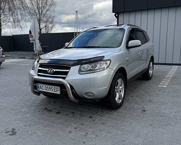 Сірий Хендай Санта Фе, об'ємом двигуна 2.2 л та пробігом 257 тис. км за 9650 $, фото 3 на Automoto.ua
