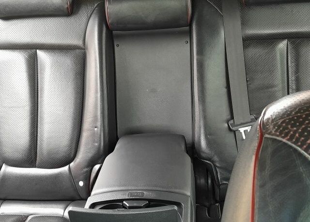 Серый Хендай Санта Фе, объемом двигателя 2.2 л и пробегом 200 тыс. км за 10500 $, фото 3 на Automoto.ua