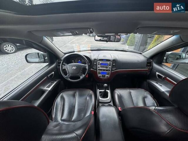 Сірий Хендай Санта Фе, об'ємом двигуна 2.19 л та пробігом 284 тис. км за 8400 $, фото 60 на Automoto.ua