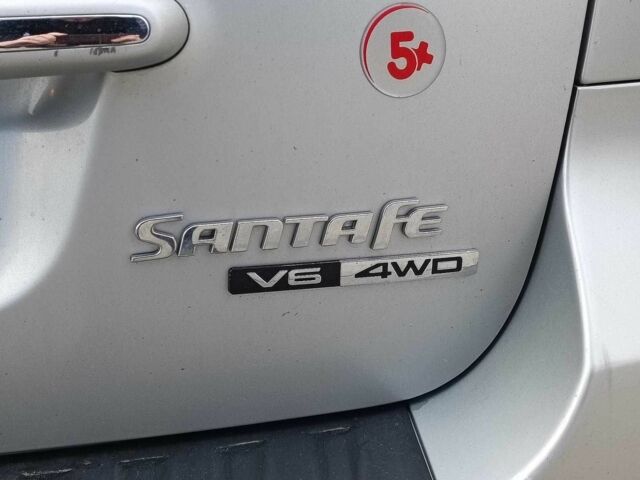 Сірий Хендай Санта Фе, об'ємом двигуна 2.7 л та пробігом 213 тис. км за 9290 $, фото 8 на Automoto.ua