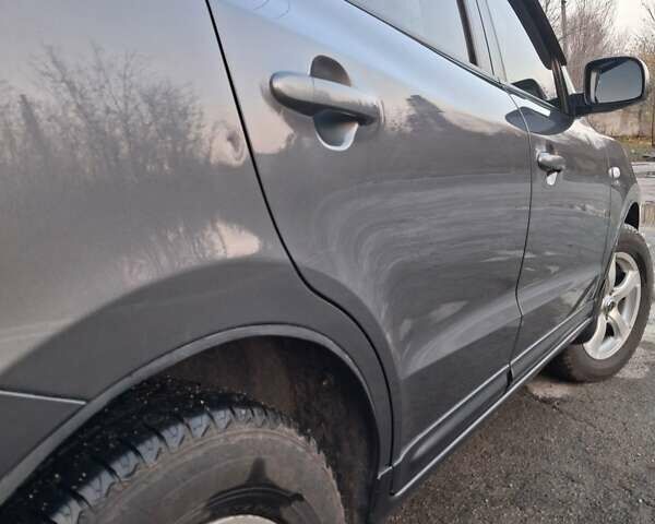 Серый Хендай Санта Фе, объемом двигателя 2.2 л и пробегом 249 тыс. км за 9000 $, фото 7 на Automoto.ua