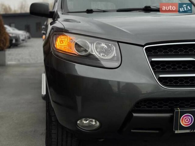 Сірий Хендай Санта Фе, об'ємом двигуна 2.19 л та пробігом 284 тис. км за 8400 $, фото 25 на Automoto.ua