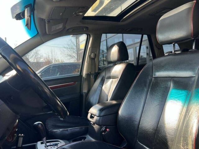 Сірий Хендай Санта Фе, об'ємом двигуна 2.2 л та пробігом 317 тис. км за 9600 $, фото 9 на Automoto.ua