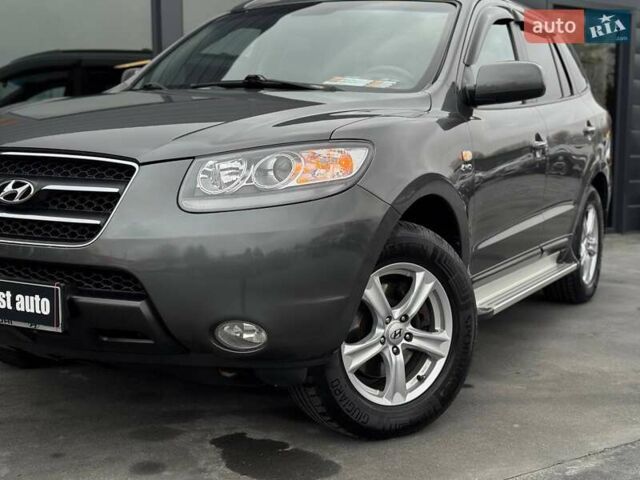 Сірий Хендай Санта Фе, об'ємом двигуна 2.19 л та пробігом 284 тис. км за 8400 $, фото 2 на Automoto.ua