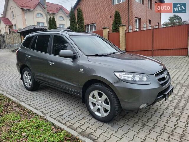 Серый Хендай Санта Фе, объемом двигателя 2.2 л и пробегом 233 тыс. км за 8999 $, фото 46 на Automoto.ua