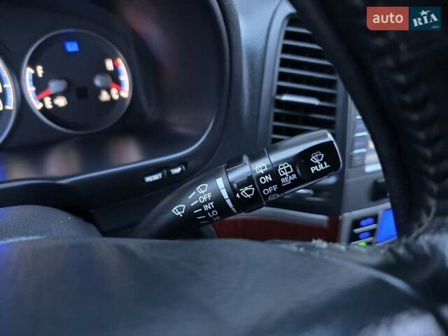 Серый Хендай Санта Фе, объемом двигателя 2.2 л и пробегом 251 тыс. км за 9333 $, фото 23 на Automoto.ua