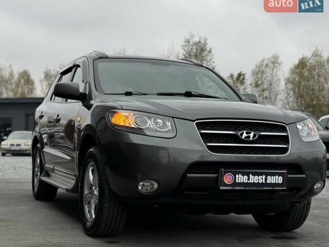 Сірий Хендай Санта Фе, об'ємом двигуна 2.19 л та пробігом 284 тис. км за 8400 $, фото 23 на Automoto.ua