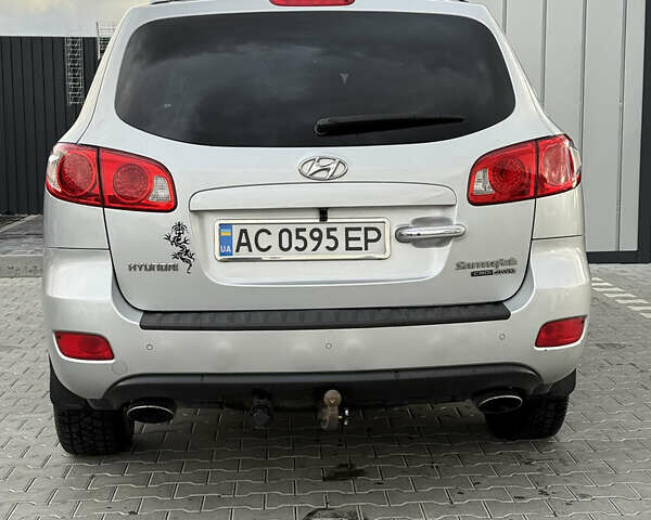 Сірий Хендай Санта Фе, об'ємом двигуна 2.2 л та пробігом 257 тис. км за 9650 $, фото 15 на Automoto.ua
