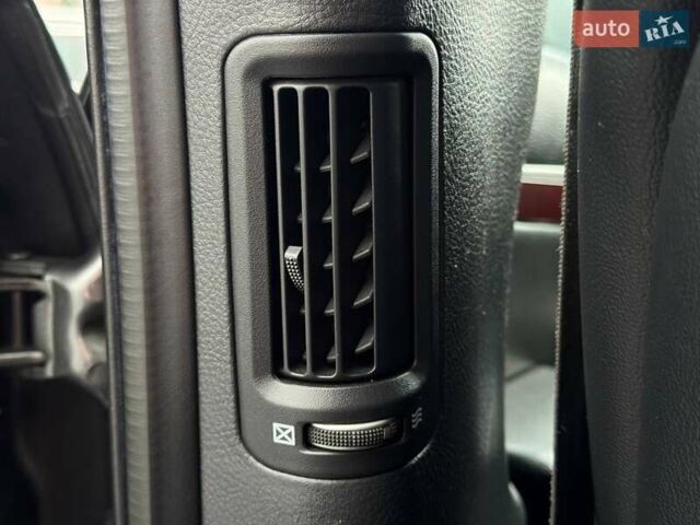 Сірий Хендай Санта Фе, об'ємом двигуна 2.19 л та пробігом 284 тис. км за 8400 $, фото 61 на Automoto.ua