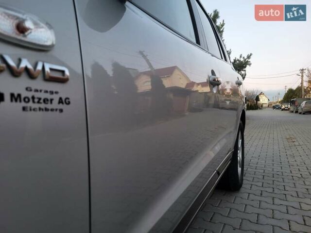 Серый Хендай Санта Фе, объемом двигателя 2.19 л и пробегом 302 тыс. км за 9990 $, фото 22 на Automoto.ua