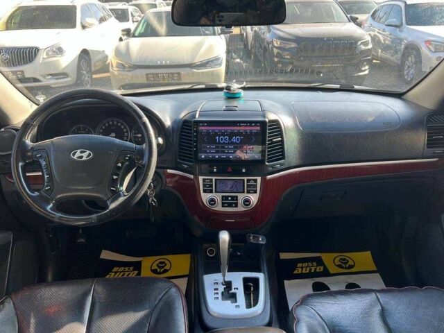 Сірий Хендай Санта Фе, об'ємом двигуна 2.2 л та пробігом 317 тис. км за 9600 $, фото 16 на Automoto.ua