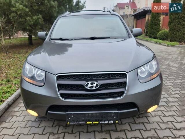 Серый Хендай Санта Фе, объемом двигателя 2.2 л и пробегом 233 тыс. км за 8999 $, фото 7 на Automoto.ua