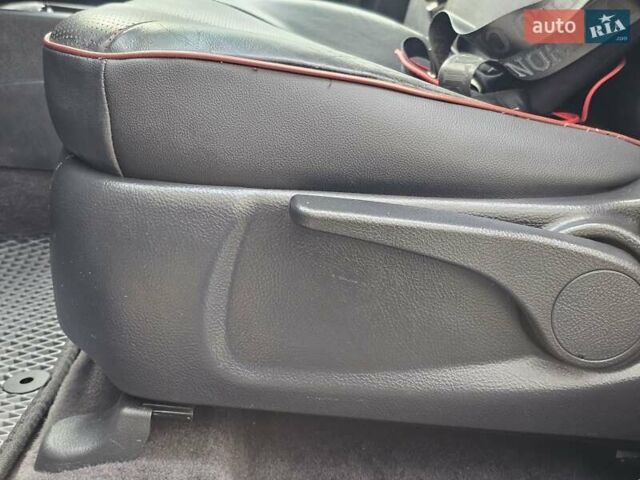 Серый Хендай Санта Фе, объемом двигателя 2.2 л и пробегом 210 тыс. км за 9750 $, фото 164 на Automoto.ua