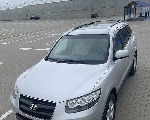 Сірий Хендай Санта Фе, об'ємом двигуна 2.7 л та пробігом 89 тис. км за 13800 $, фото 23 на Automoto.ua