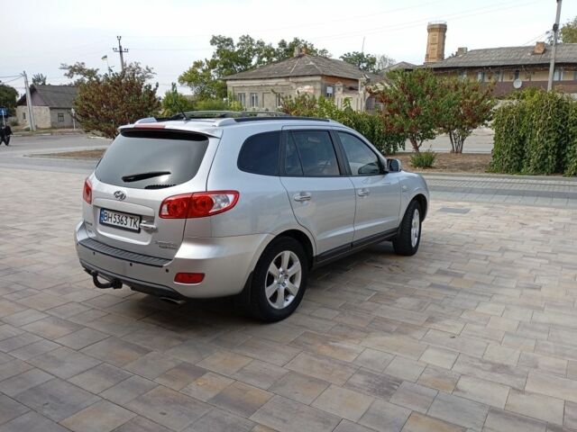 Серый Хендай Санта Фе, объемом двигателя 2.2 л и пробегом 190 тыс. км за 10500 $, фото 5 на Automoto.ua