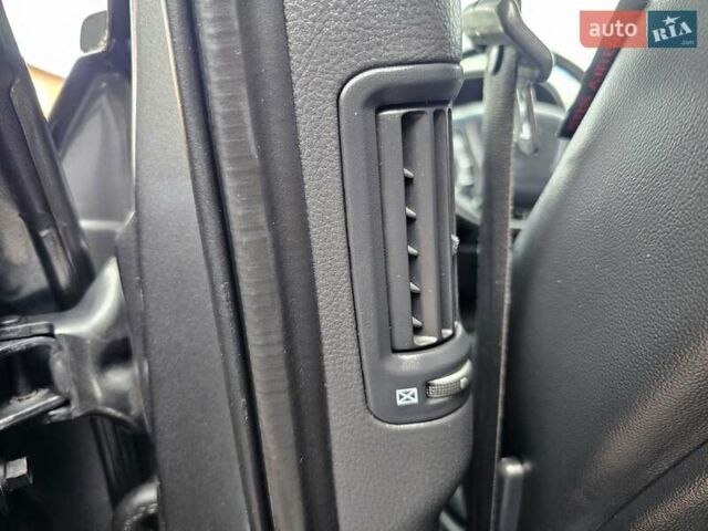 Сірий Хендай Санта Фе, об'ємом двигуна 2.2 л та пробігом 210 тис. км за 9950 $, фото 115 на Automoto.ua