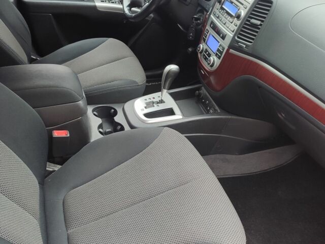 Серый Хендай Санта Фе, объемом двигателя 0 л и пробегом 199 тыс. км за 9500 $, фото 7 на Automoto.ua