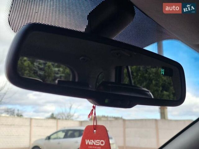 Сірий Хендай Санта Фе, об'ємом двигуна 2.2 л та пробігом 210 тис. км за 9950 $, фото 148 на Automoto.ua