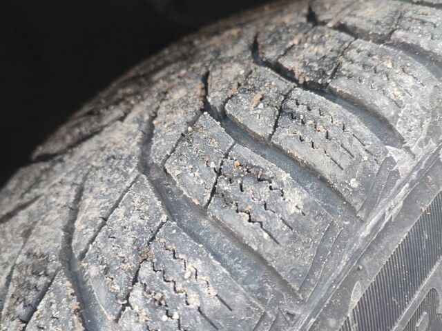 Серый Хендай Санта Фе, объемом двигателя 2.2 л и пробегом 264 тыс. км за 9800 $, фото 18 на Automoto.ua