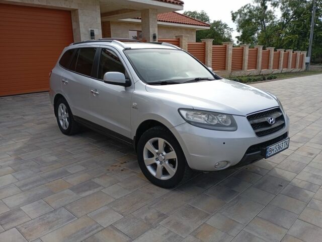 Серый Хендай Санта Фе, объемом двигателя 2.2 л и пробегом 190 тыс. км за 10500 $, фото 11 на Automoto.ua
