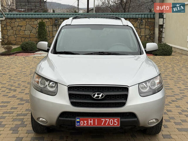 Сірий Хендай Санта Фе, об'ємом двигуна 2.2 л та пробігом 235 тис. км за 10700 $, фото 5 на Automoto.ua