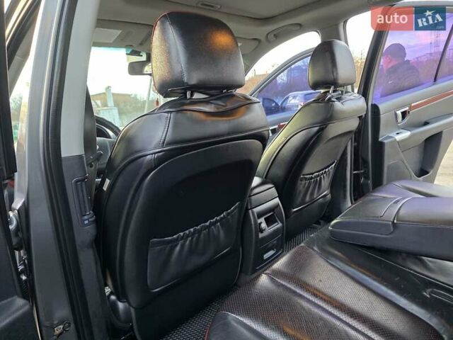 Серый Хендай Санта Фе, объемом двигателя 2.2 л и пробегом 319 тыс. км за 9777 $, фото 35 на Automoto.ua