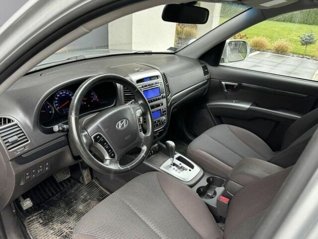 Сірий Хендай Санта Фе, об'ємом двигуна 0 л та пробігом 264 тис. км за 4500 $, фото 4 на Automoto.ua