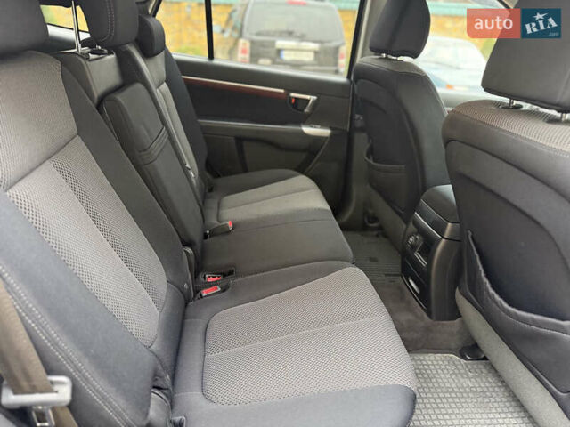 Сірий Хендай Санта Фе, об'ємом двигуна 2.2 л та пробігом 235 тис. км за 10700 $, фото 17 на Automoto.ua