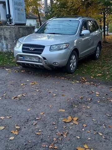 Серый Хендай Санта Фе, объемом двигателя 2.19 л и пробегом 258 тыс. км за 8600 $, фото 4 на Automoto.ua